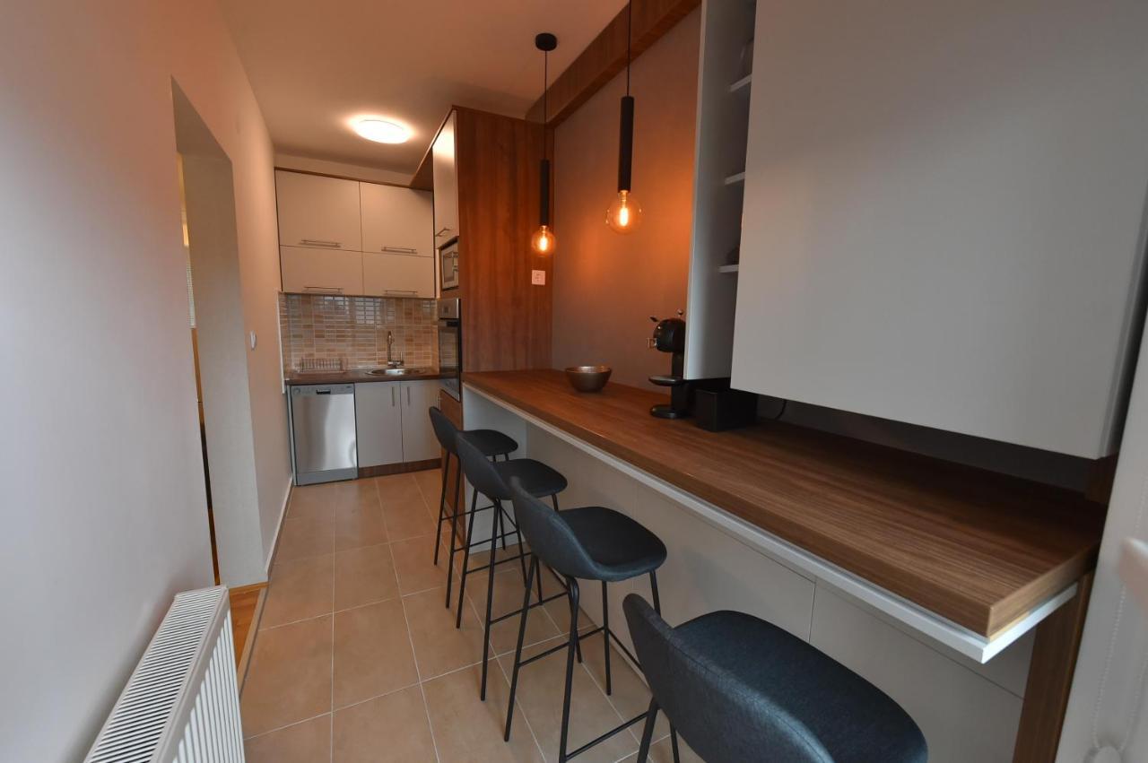 Sky Lux Apartman Gornji Milanovac Exterior photo