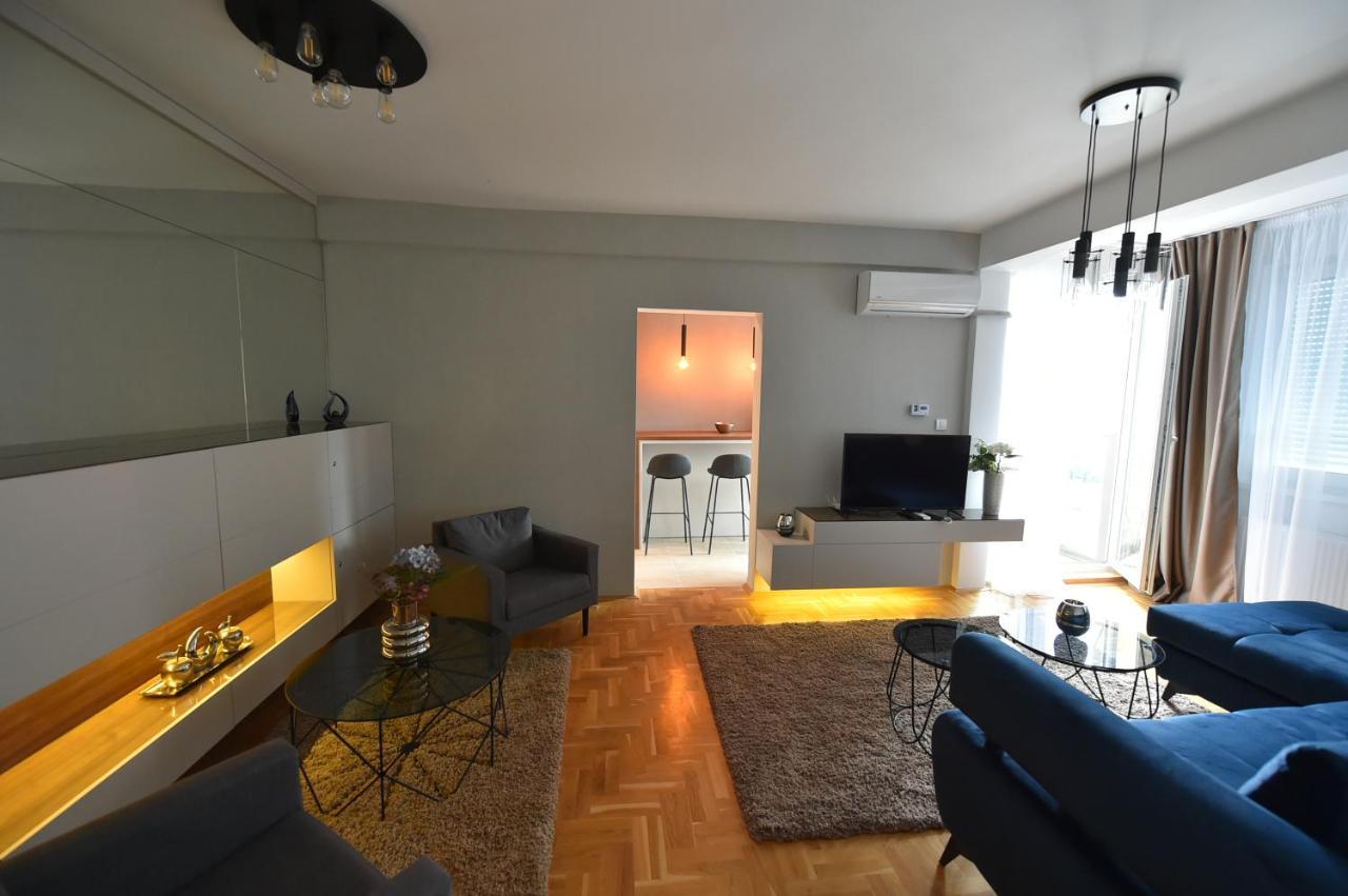 Sky Lux Apartman Gornji Milanovac Exterior photo